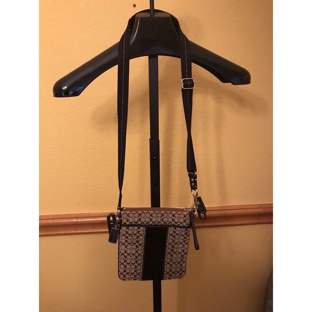 Coach Signature Crossbody Bag Women's One Size Canvas Leather Trim Purse - Picture 3 of 4